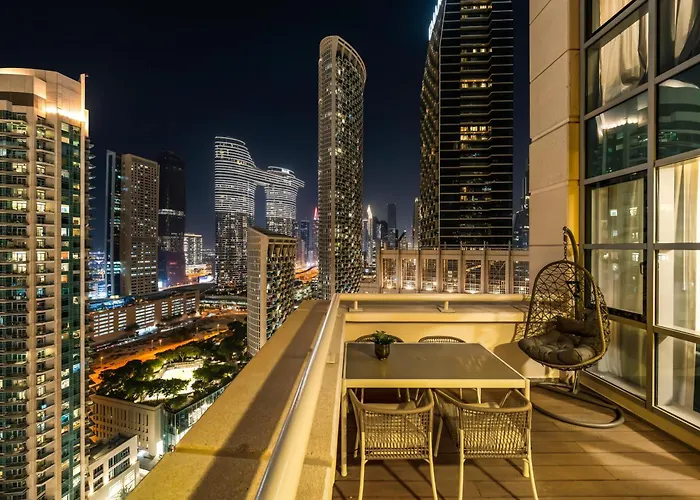The Skyline Suite Luxury Downtown Retreat