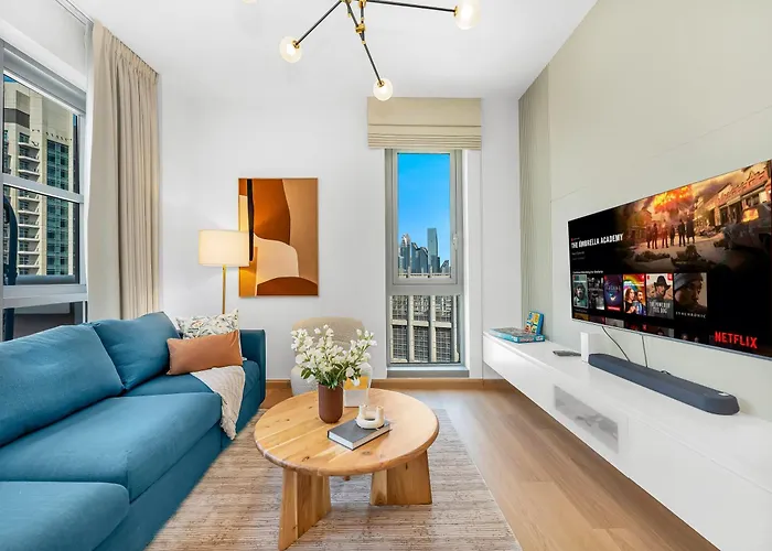 The Skyline Suite Luxury Downtown Retreat