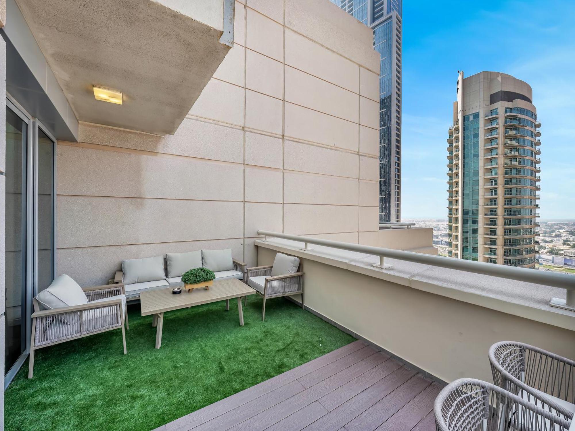 The Skyline Luxury Downtown Retreat Dubai