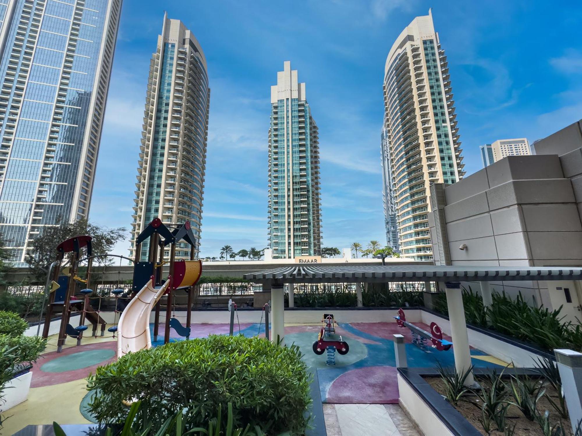 The Skyline Luxury Downtown Retreat * Dubai