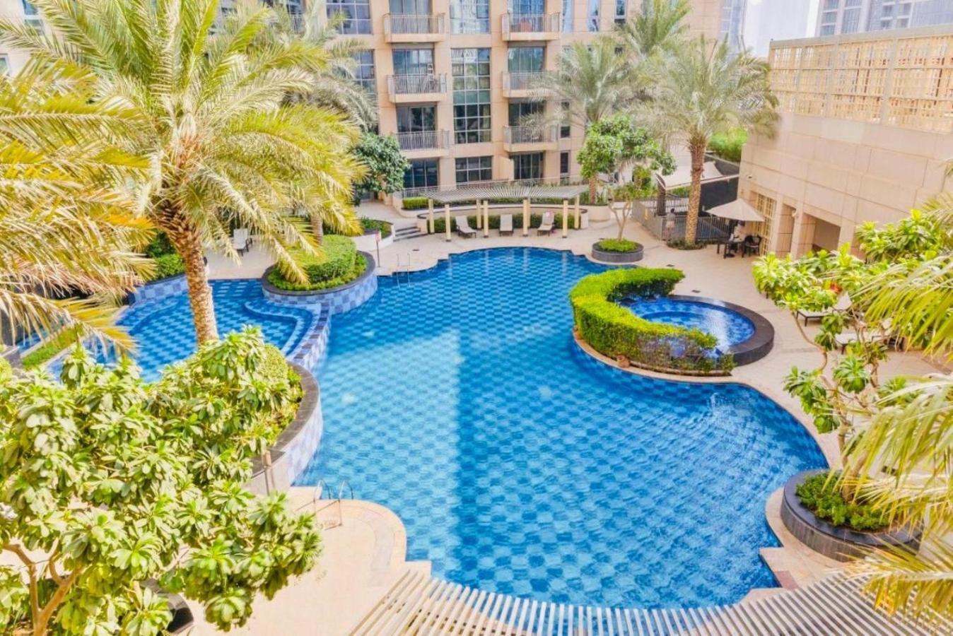 The Skyline Luxury Downtown Retreat * Dubai